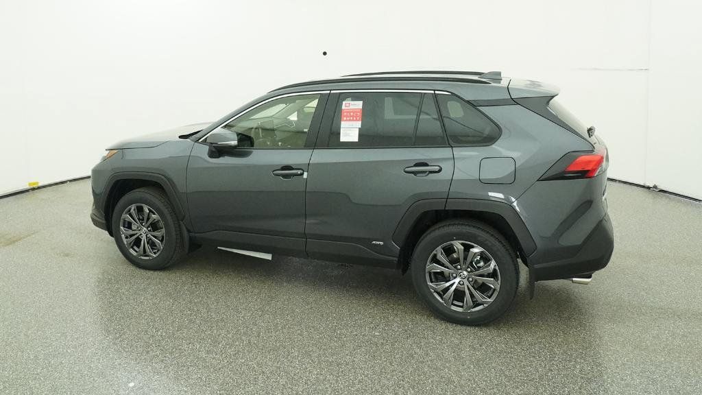 Thumbnail: 2025 Toyota RAV4 - 30