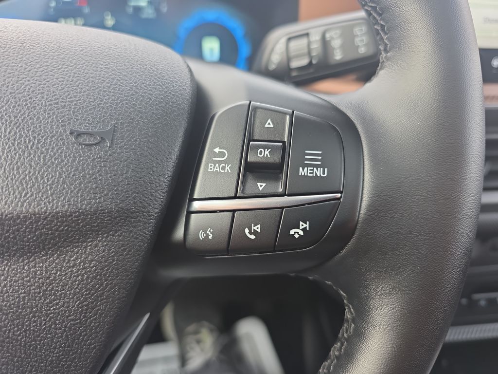 Certified Used 2025 Gray Ford Outer Banks image 29