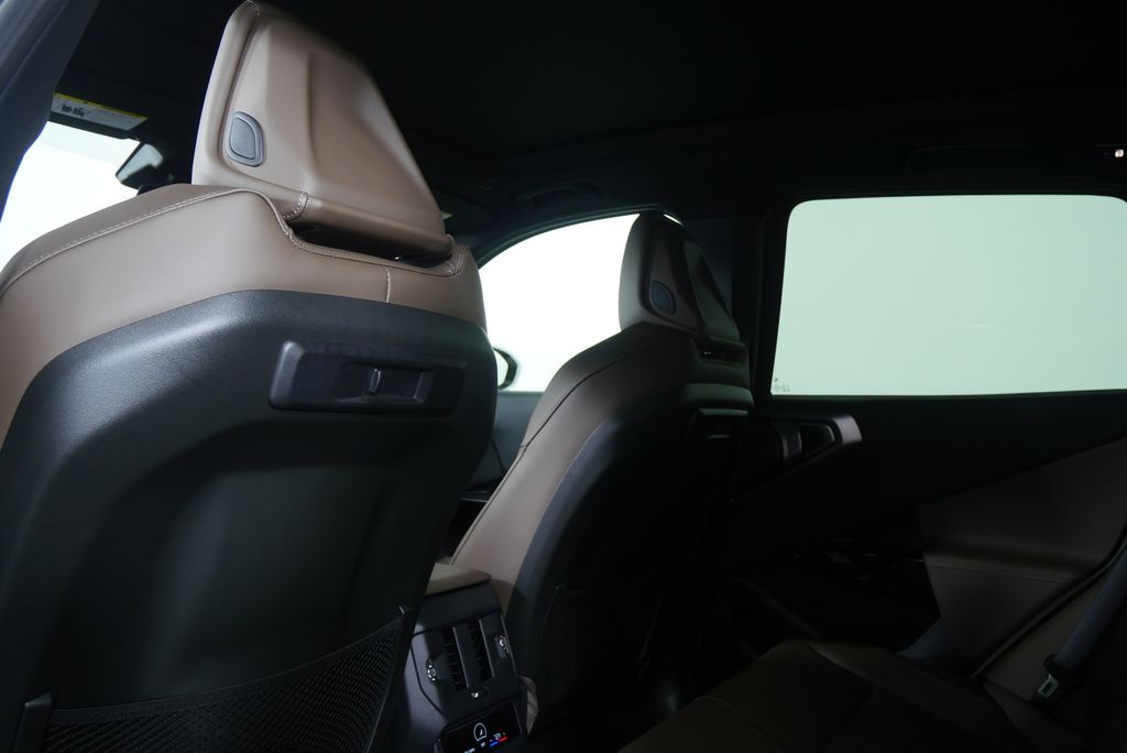 Thumbnail: 2026 BMW X3 - 15