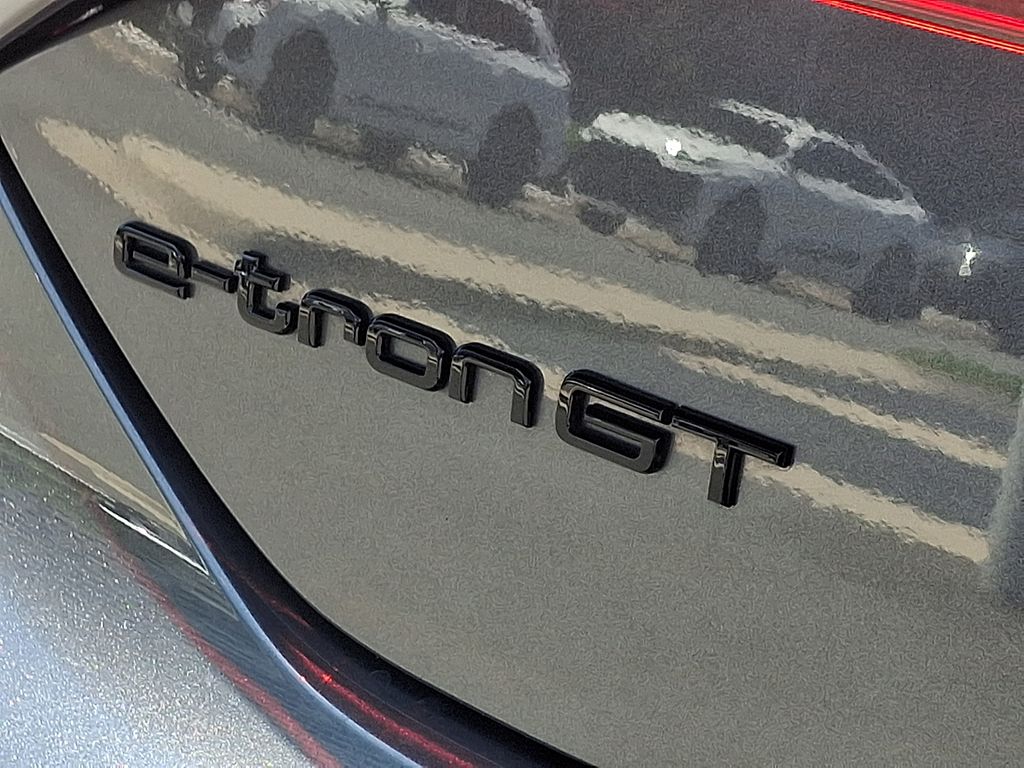 Thumbnail: 2023 Audi e-tron GT - 29