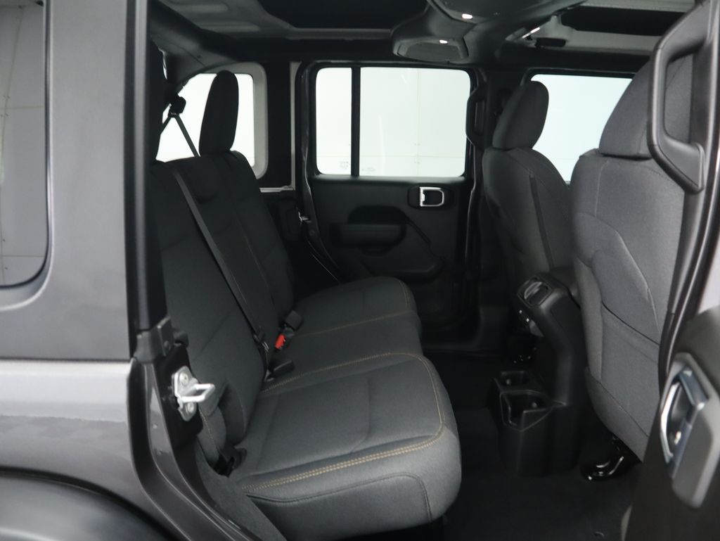 Thumbnail: 2024 Jeep Wrangler - 22