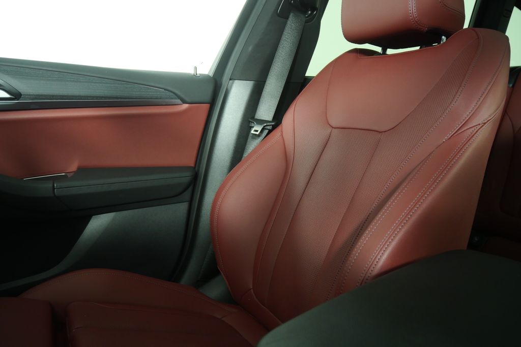 Thumbnail: 2024 BMW X3 - 24