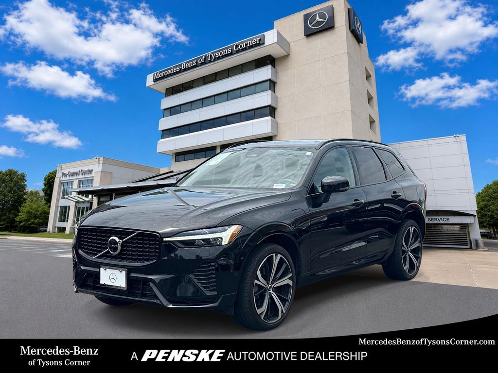 Thumbnail: 2023 Volvo XC60 - 1