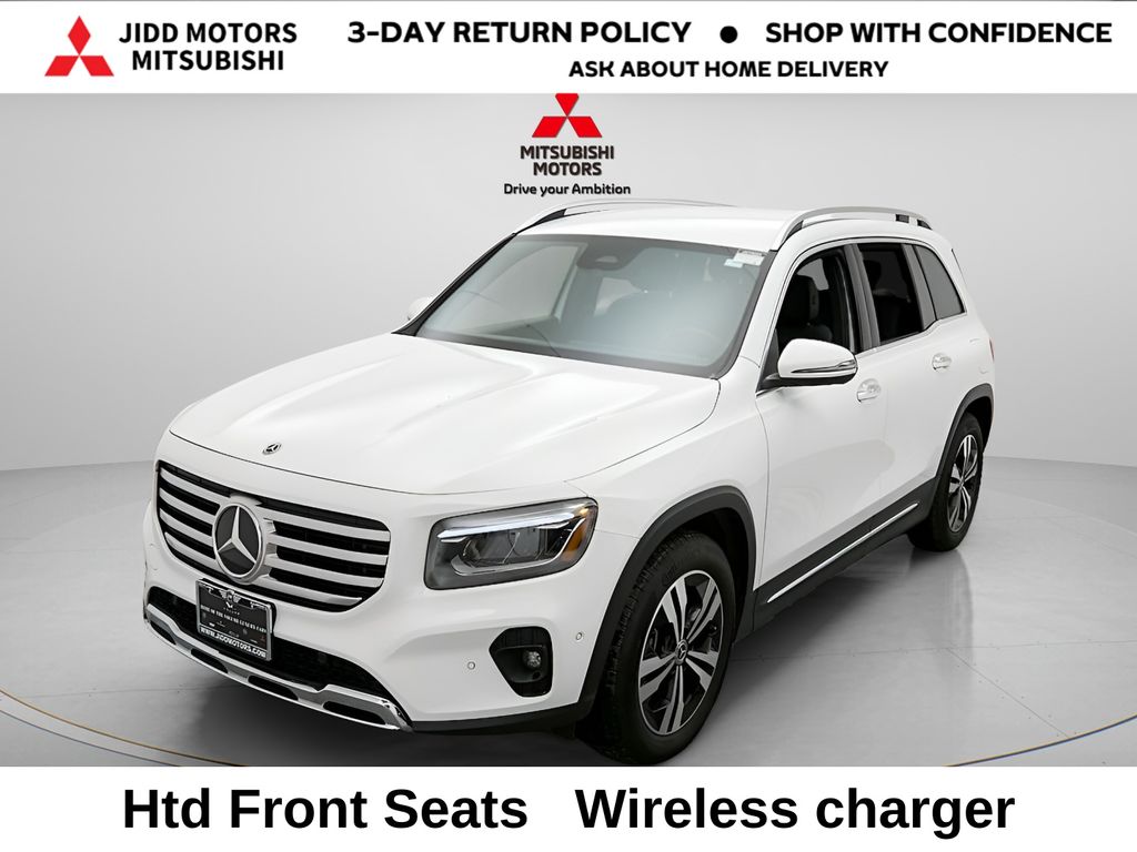 White 2024 Mercedes-Benz GLB 250 4MATIC SUV / Crossover All-Wheel Drive 8-Speed Dual Clutch