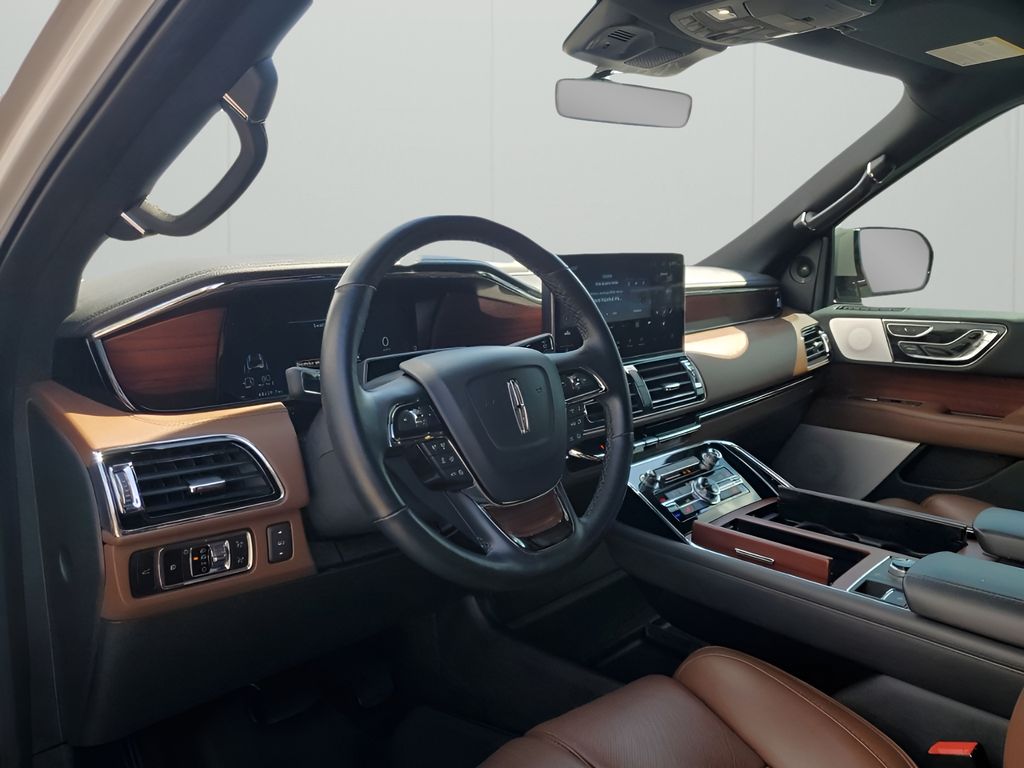 Used Car 2023 Lincoln Navigator  L Reserve For Sale Under $60,000 In Austin, Texas