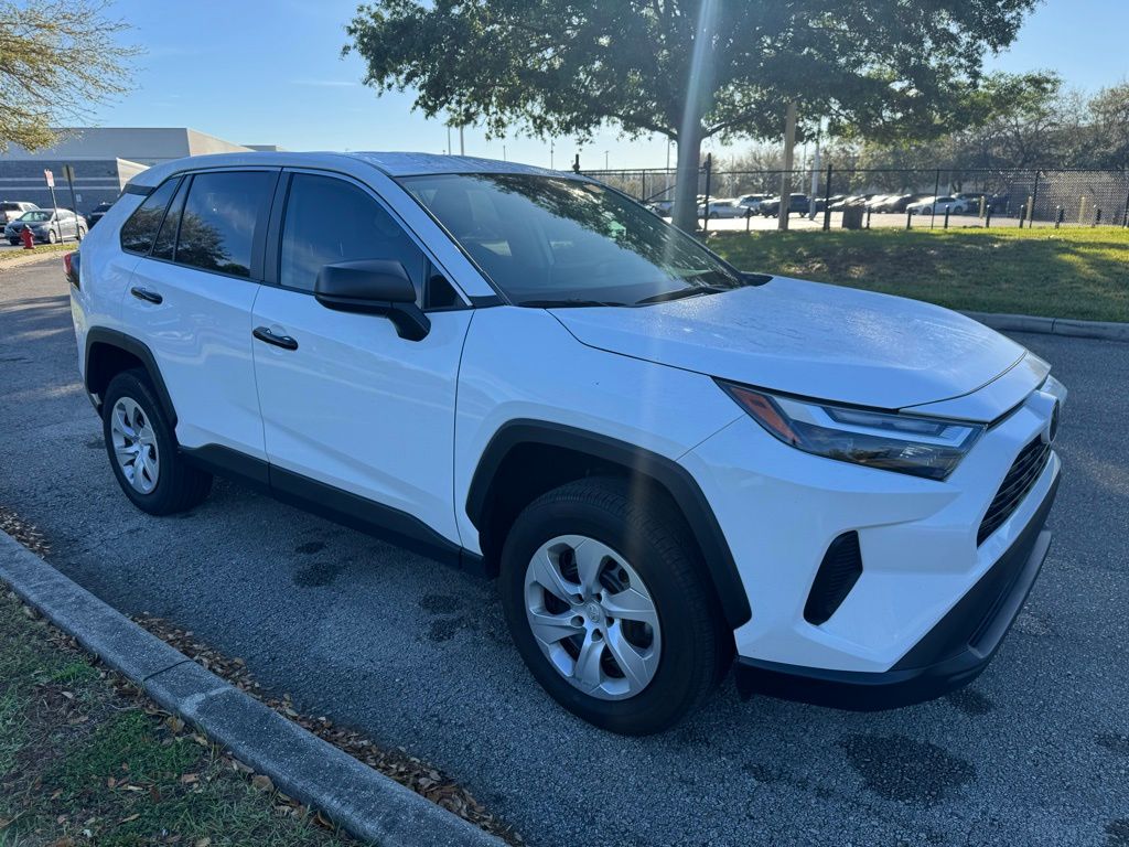 2024 Toyota RAV4 LE 7