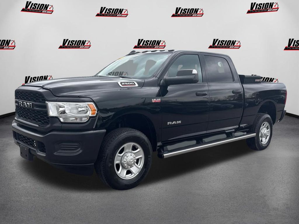 Diamond Black Crystal Pearlcoat 2022 RAM 2500 Tradesman Crew Cab 4WD Pickup Truck Four-Wheel Drive 8-Speed Automatic