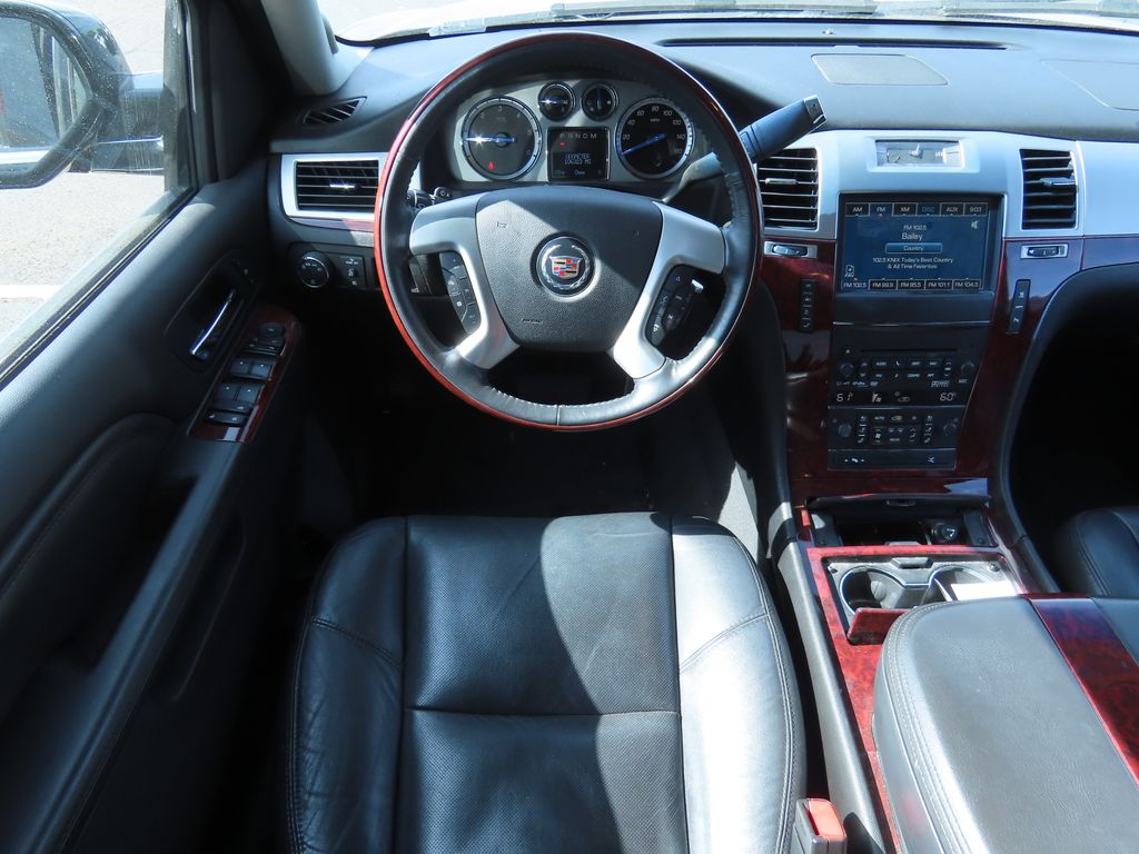 Thumbnail: 2011 Cadillac Escalade - 5