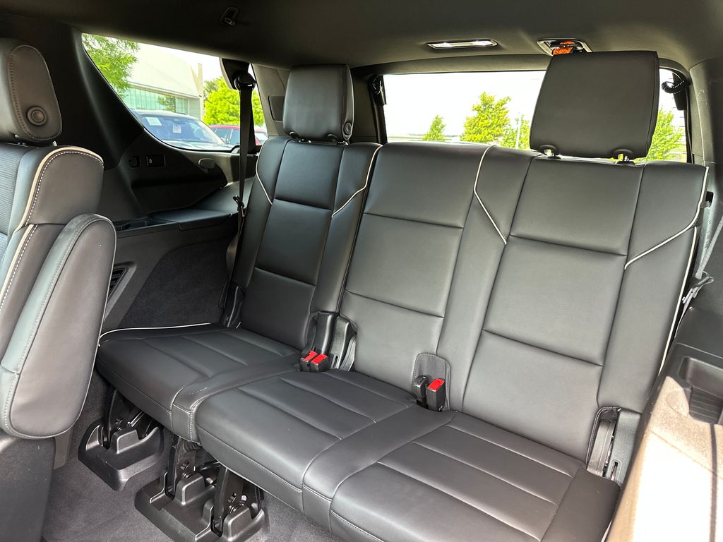 Used 2021 Black Cadillac Sport image 39