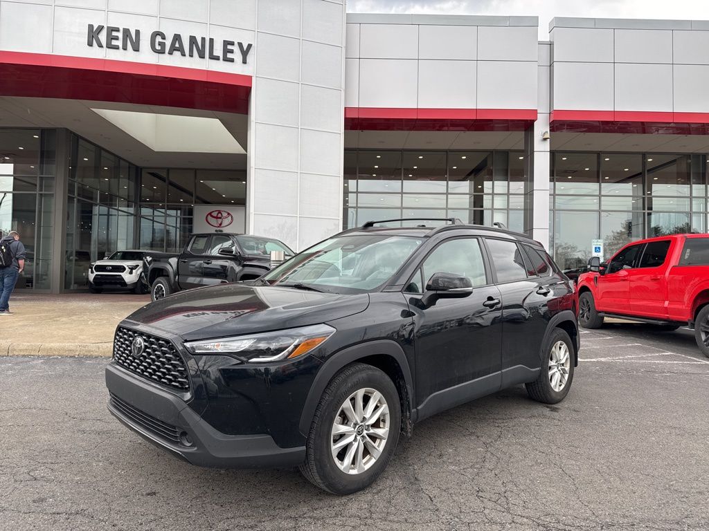 2023 Toyota Corolla Cross LE AWD