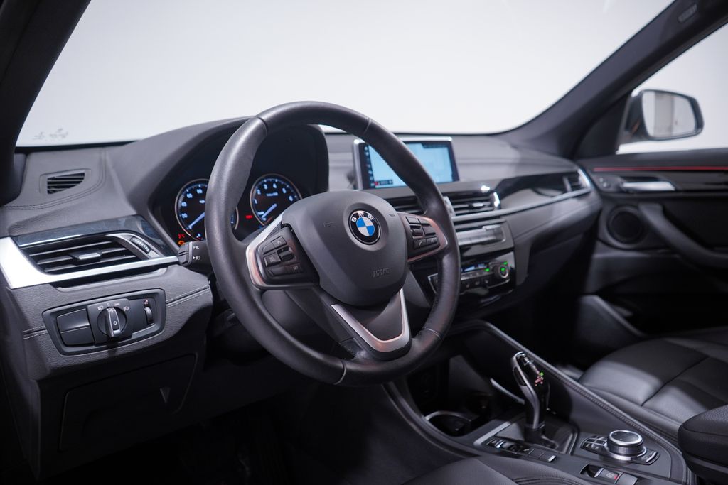 Thumbnail: 2020 BMW X1 - 6