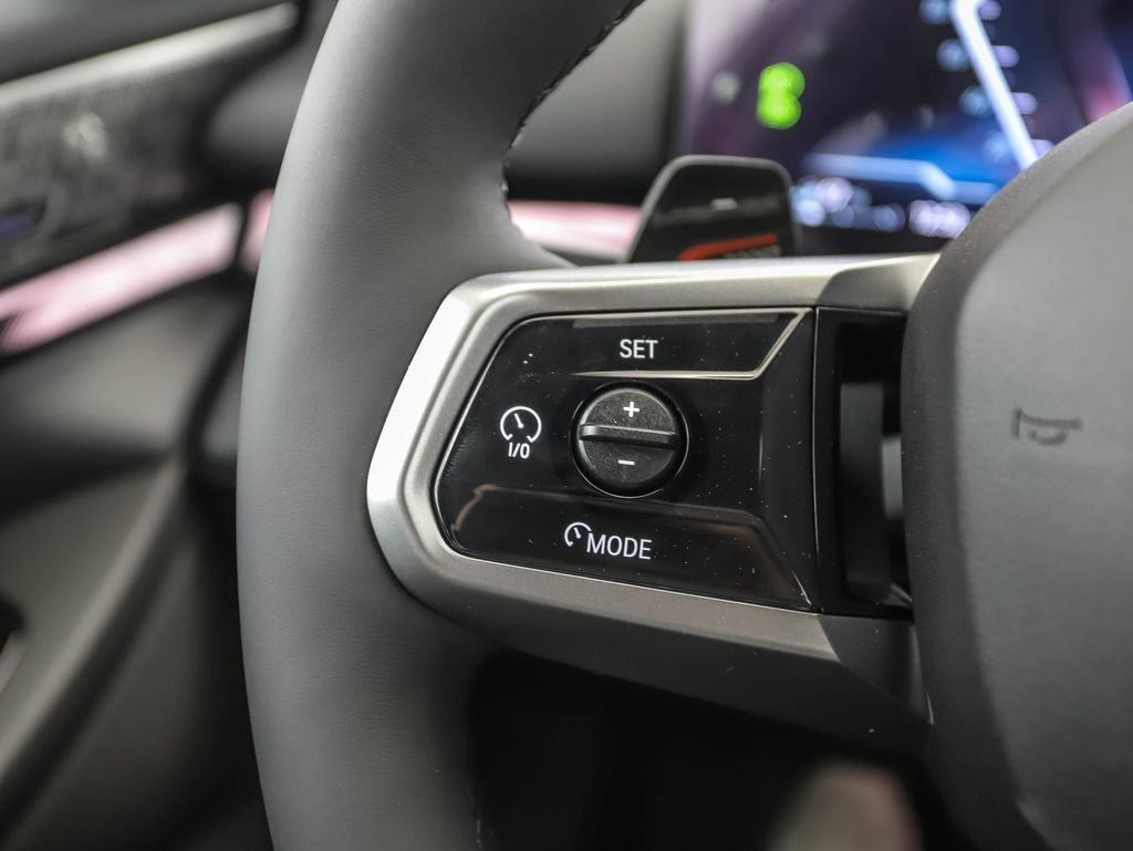 Thumbnail: 2026 BMW 5 Series - 13