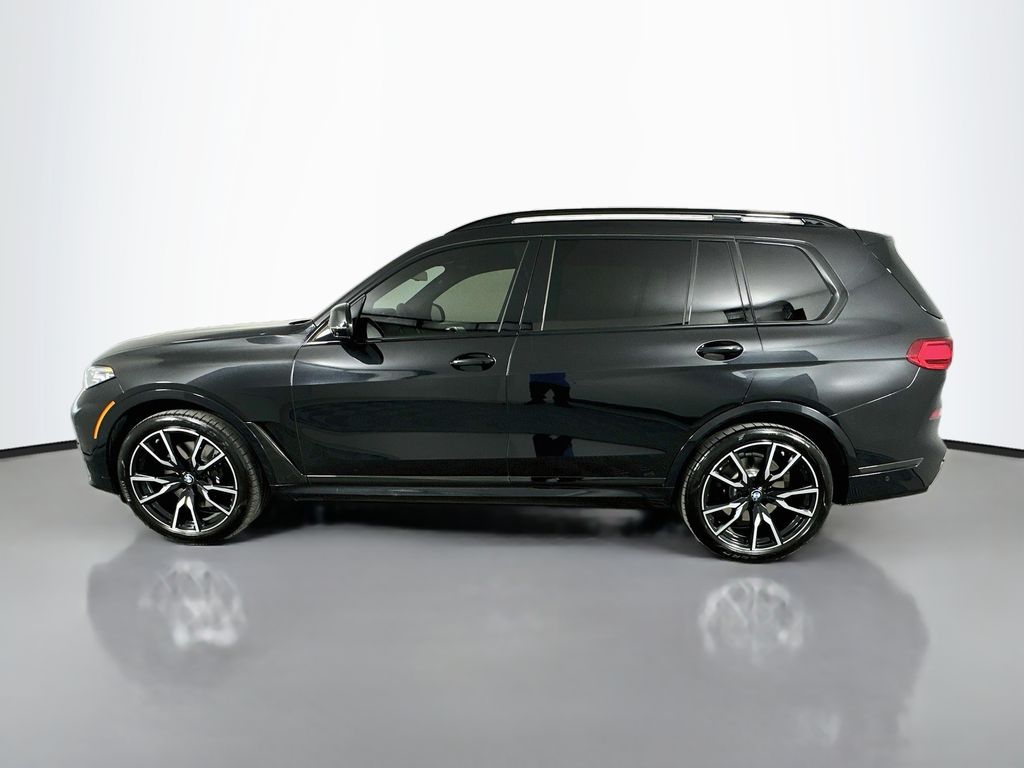 Thumbnail: 2021 BMW X7 - 8
