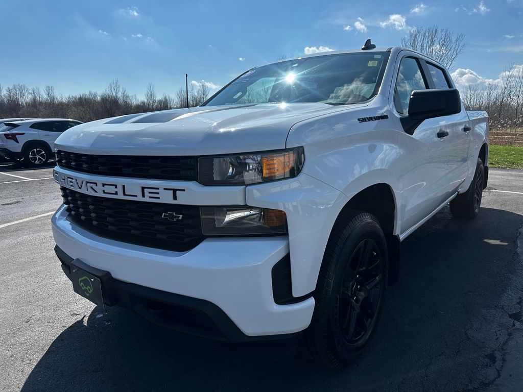 View vehicle photo 3