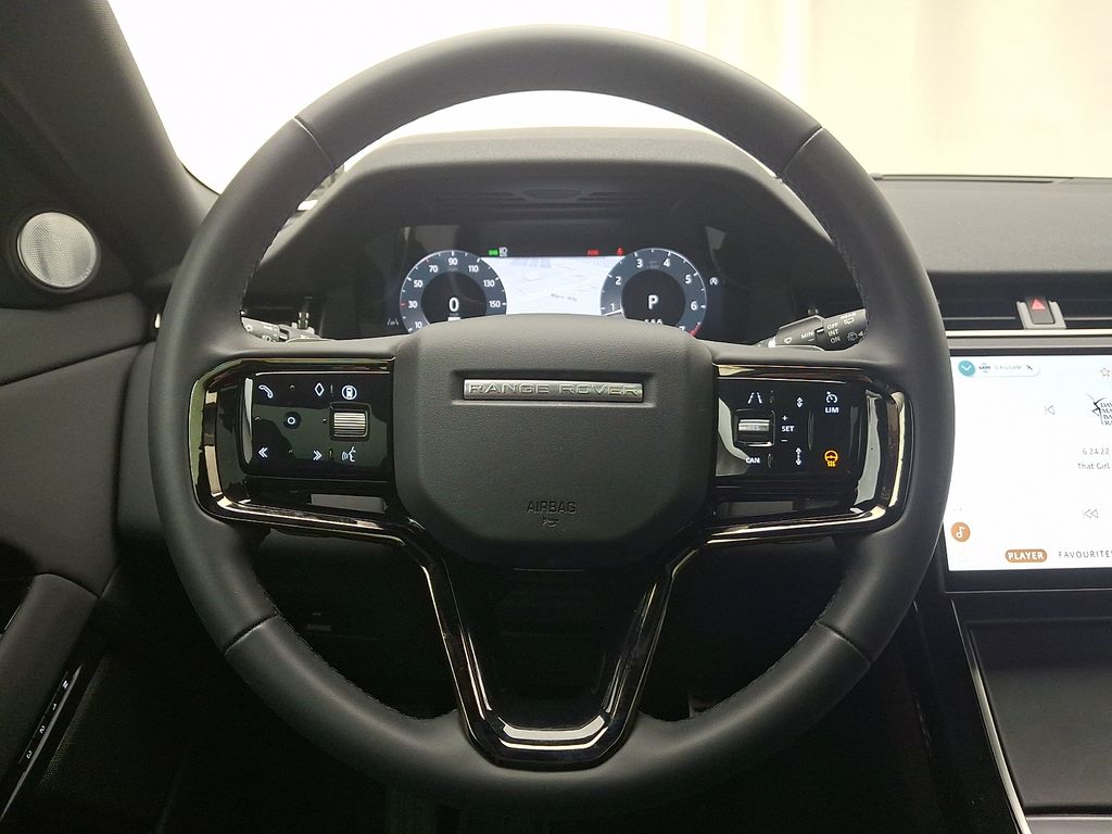 Thumbnail: 2025 Land Rover Range Rover Evoque - 21