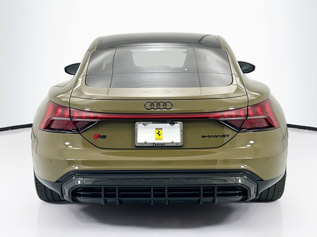 Thumbnail: 2022 Audi RS e-tron GT - 6