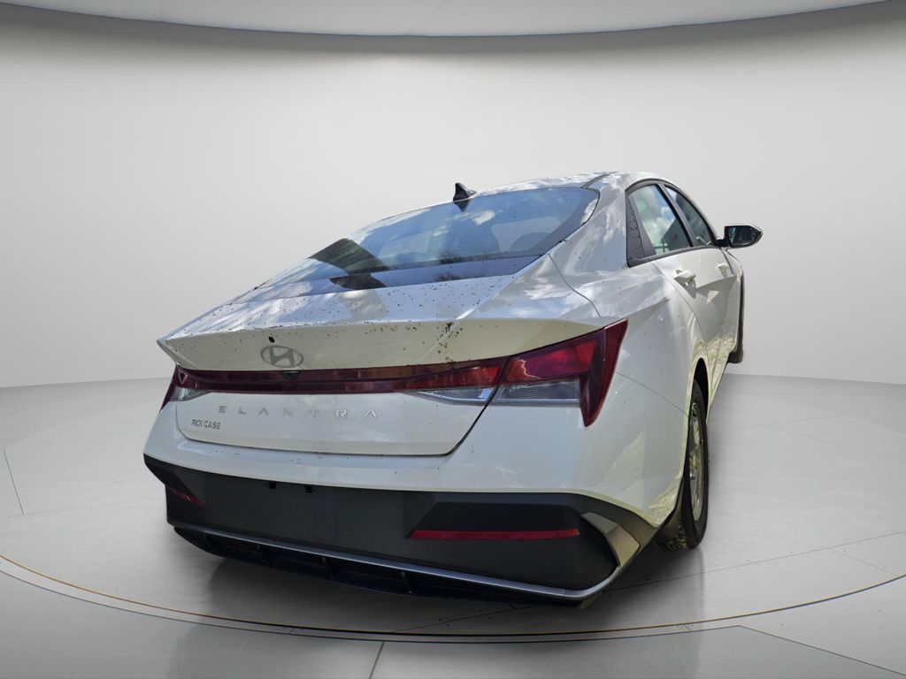 2026 Hyundai Elantra - $22,299