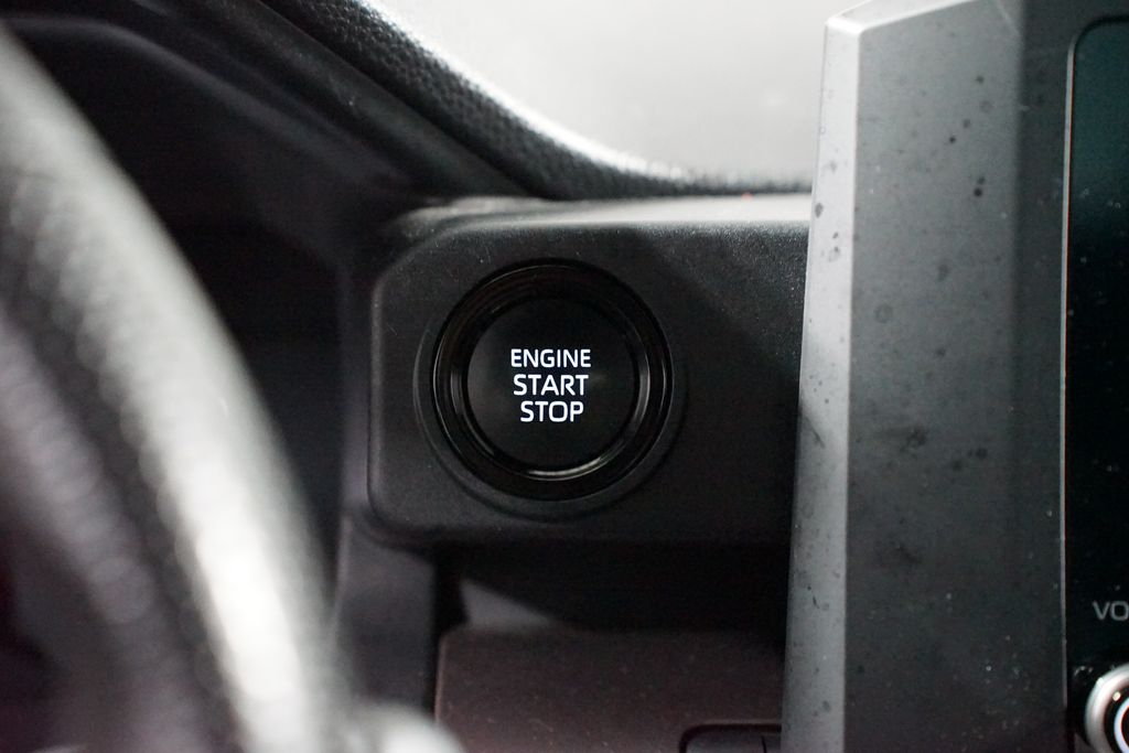 Thumbnail: 2025 Toyota Tacoma - 18