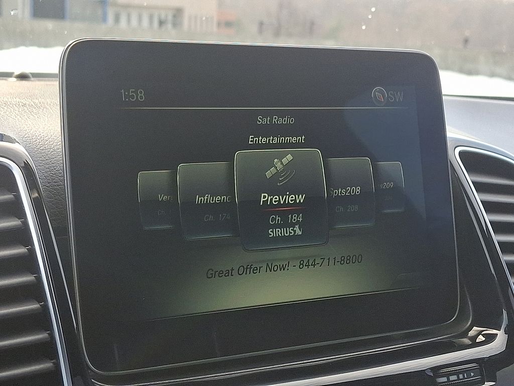 Thumbnail: 2017 Mercedes-Benz GLE - 22