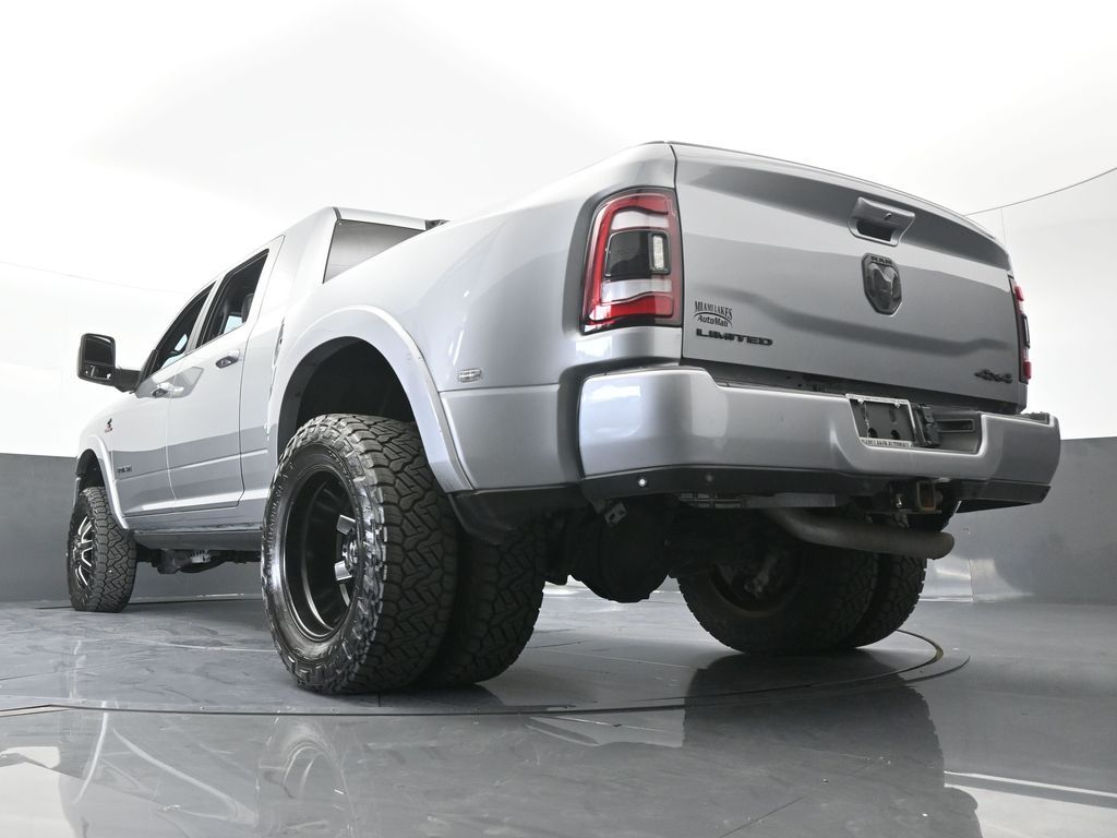 Used 2024 Billet Silver Metallic Clearcoat Ram Limited image 61