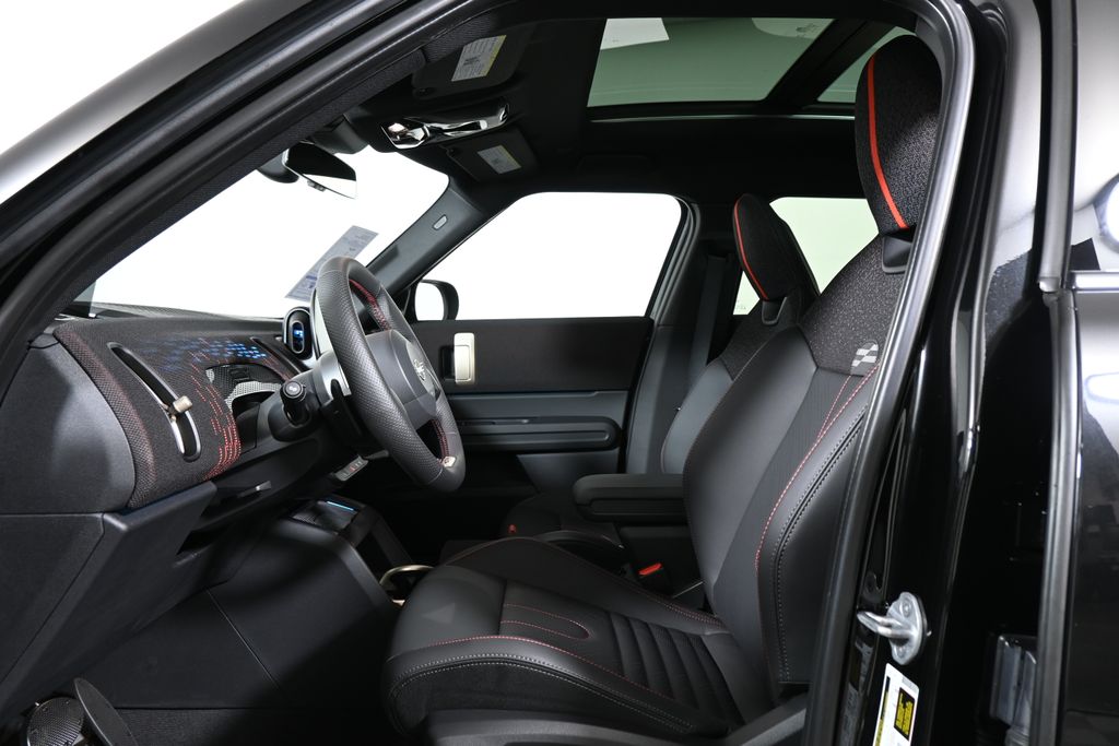 Thumbnail: 2026 MINI Cooper Countryman - 3