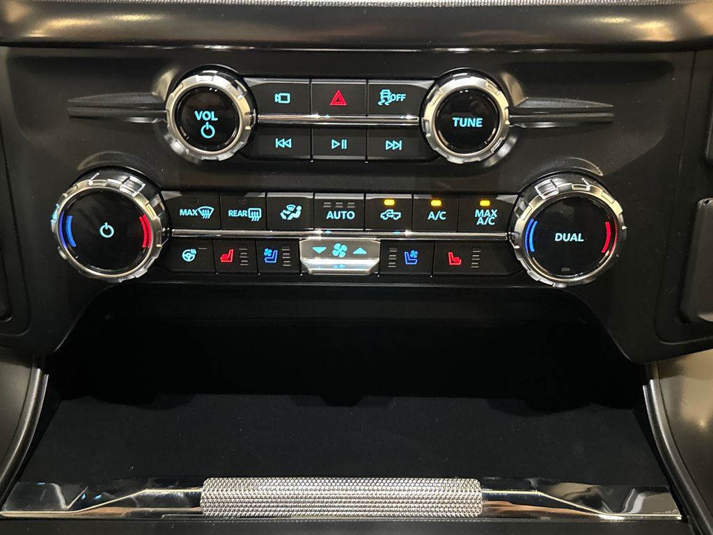 New 2026 Blue Ford Lariat image 11