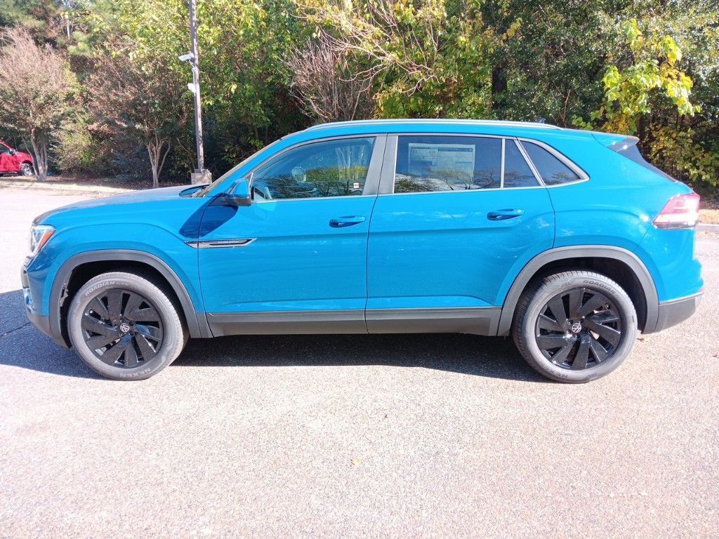 2025 Volkswagen Atlas Cross Sport 2.0T SE w/Technology 2