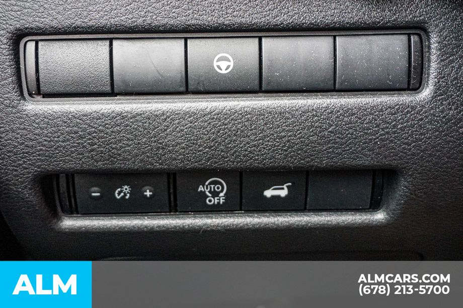 Used 2025 Gray Nissan SV image 44