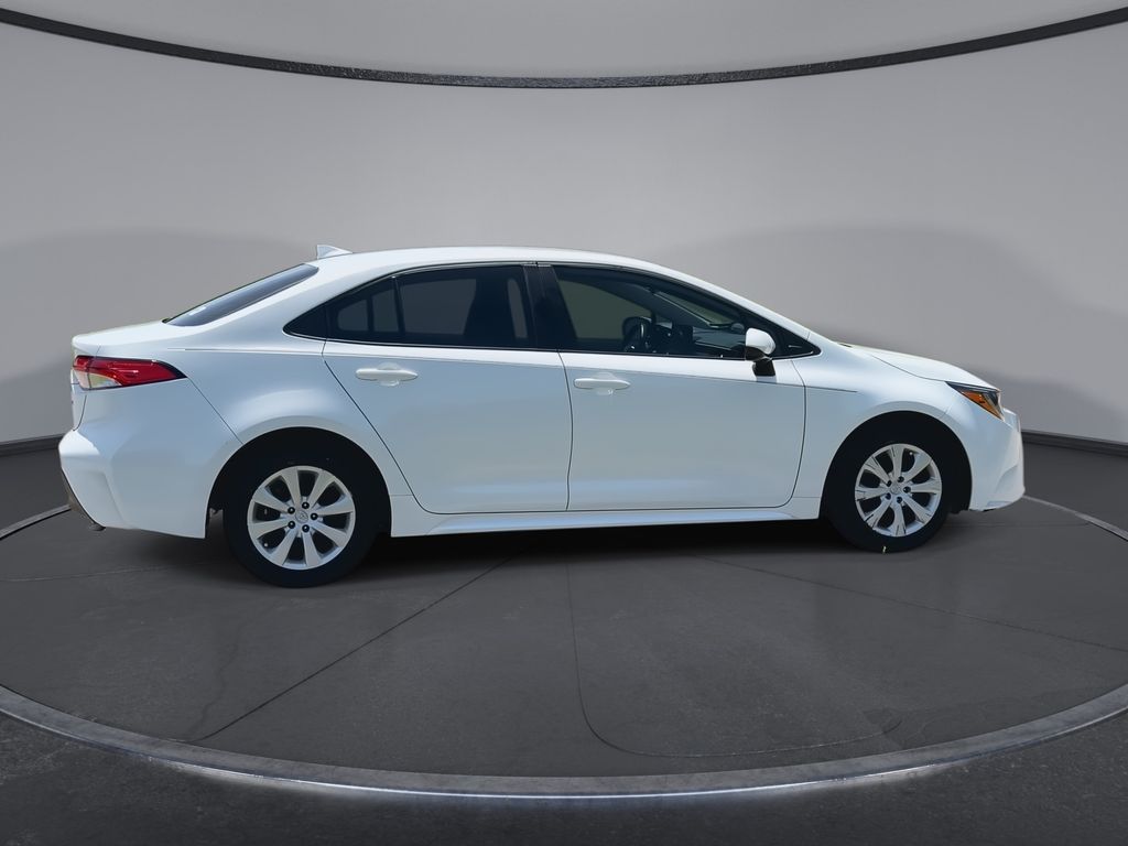 Thumbnail: 2024 Toyota Corolla - 9