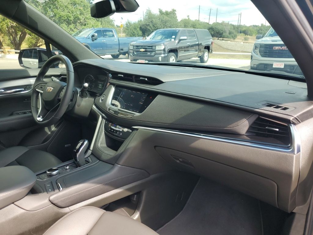 Used Car 2025 Cadillac Xt6  Luxury For Sale Under $50,000 In Austin, Texas