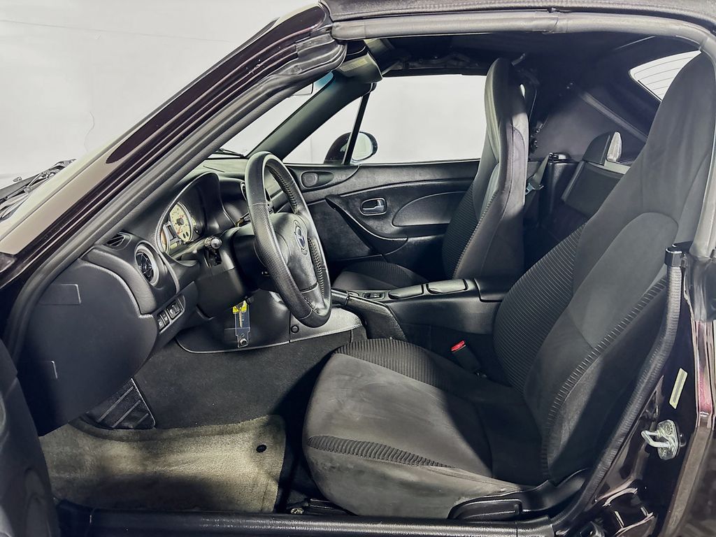 2004 Mazda Miata Base