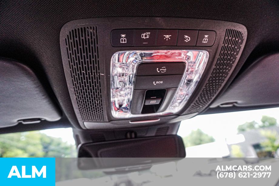 Used 2019 White Mercedes-Benz A 220 image 33
