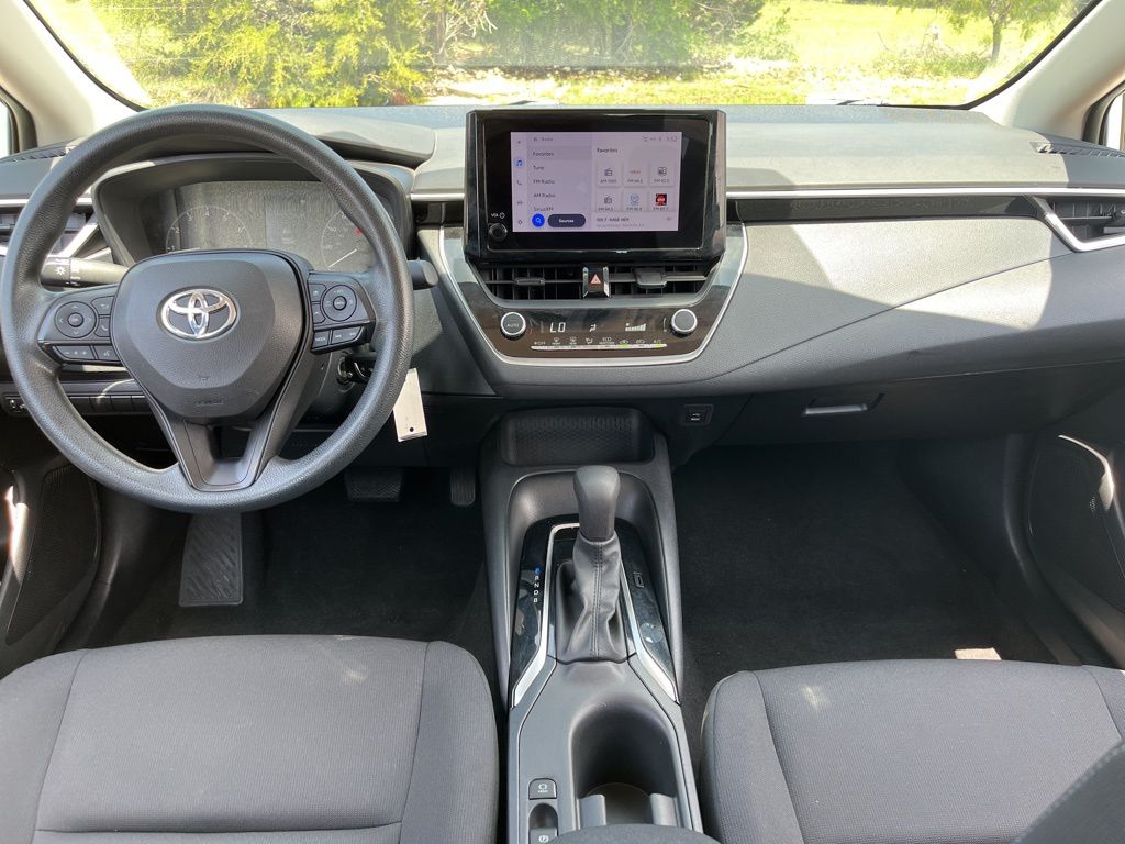 2023 Toyota Corolla LE 15