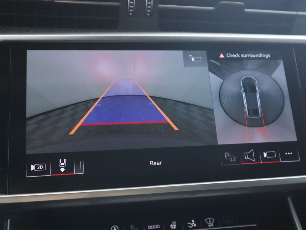 Thumbnail: 2026 Audi RS 7 - 17