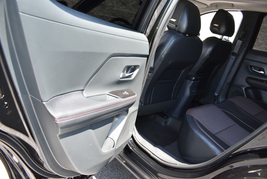2025 Super Black Nissan Kicks SR AWD SUV