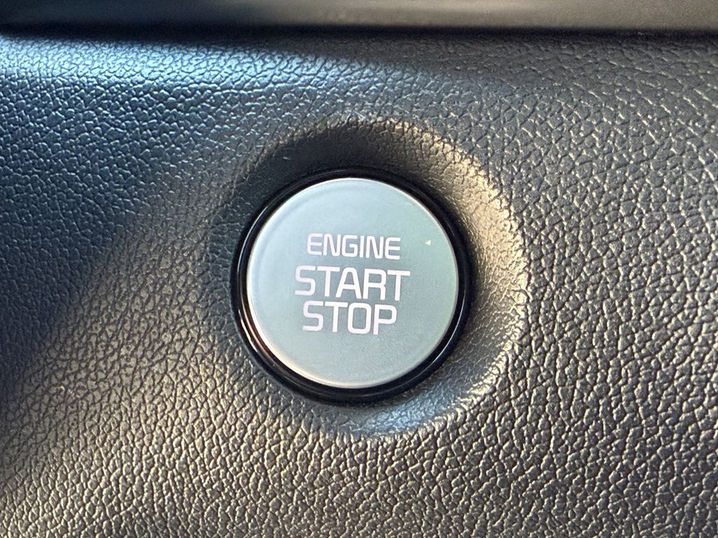 new 2026 Kia Sorento car, priced at $31,354