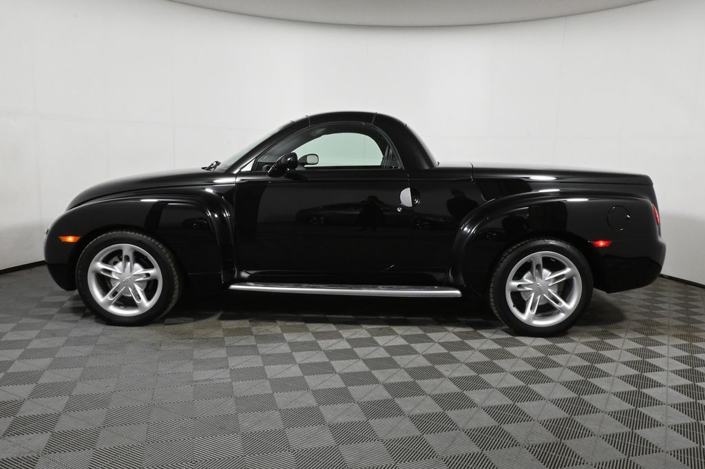 2004 Chevrolet SSR  2