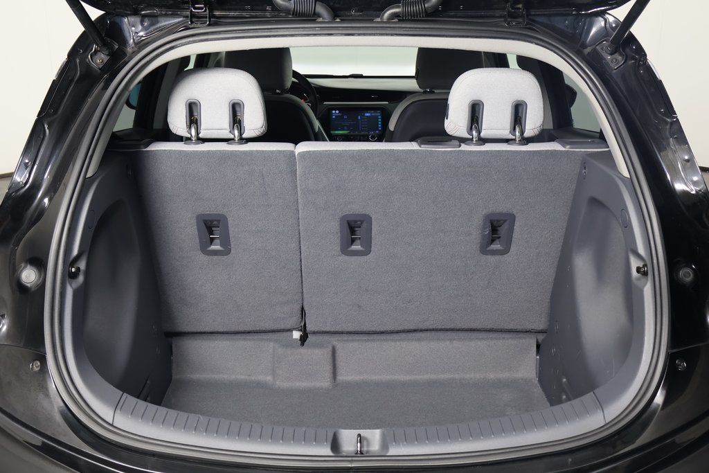 Thumbnail: 2018 Chevrolet Bolt EV - 14