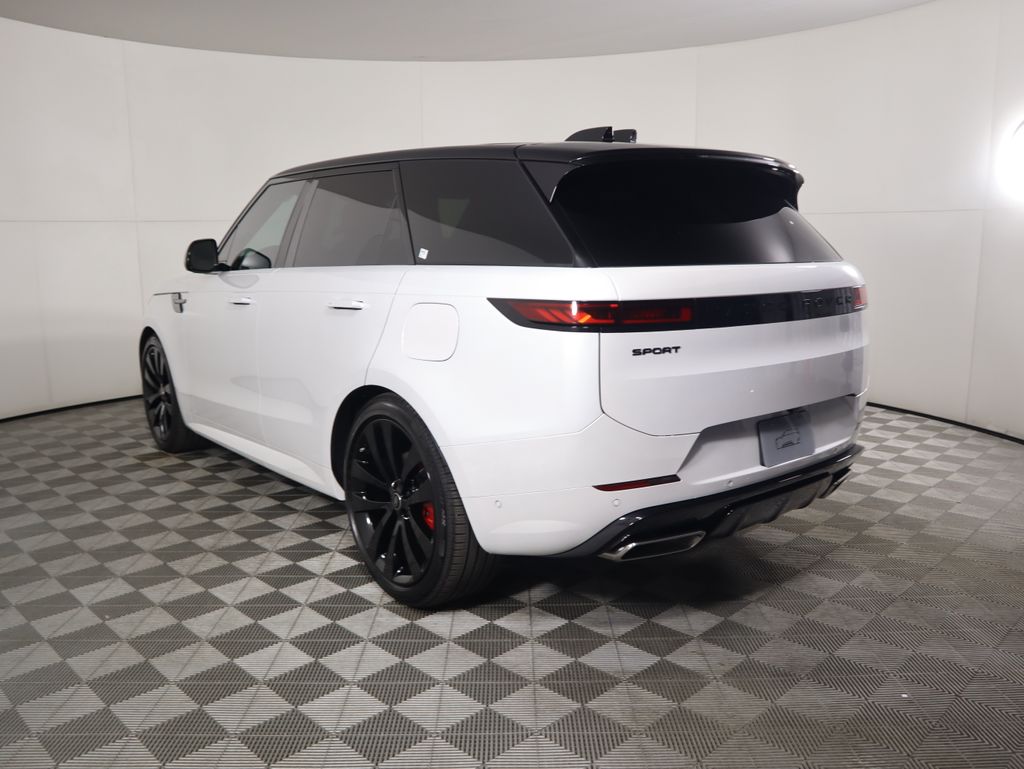 Thumbnail: 2025 Land Rover Range Rover Sport - 7