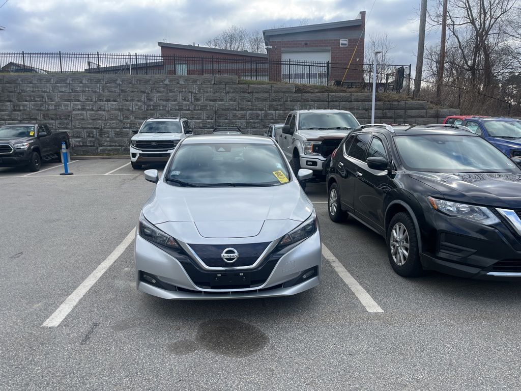 Used 2022 Nissan LEAF SV with VIN 1N4AZ1CV5NC558560 for sale in Greenfield, MA
