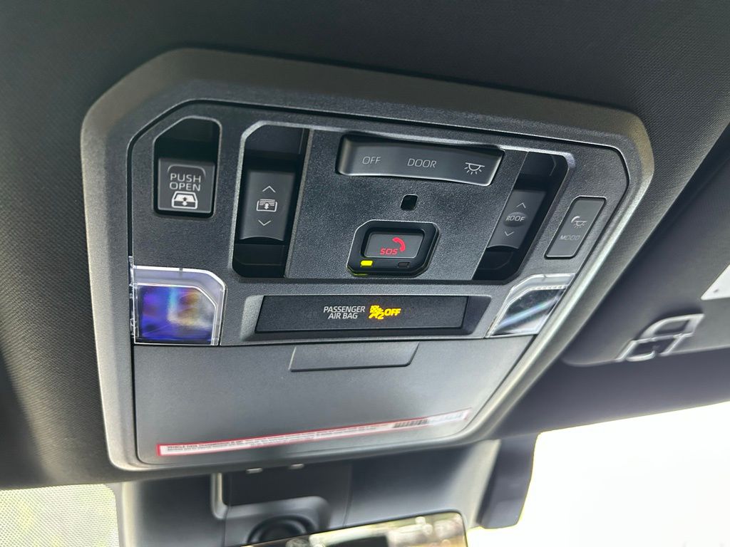 2023 Toyota Tundra Platinum 29