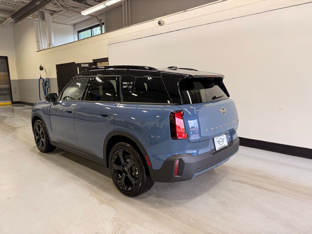 Thumbnail: 2025 MINI Cooper Countryman - 3