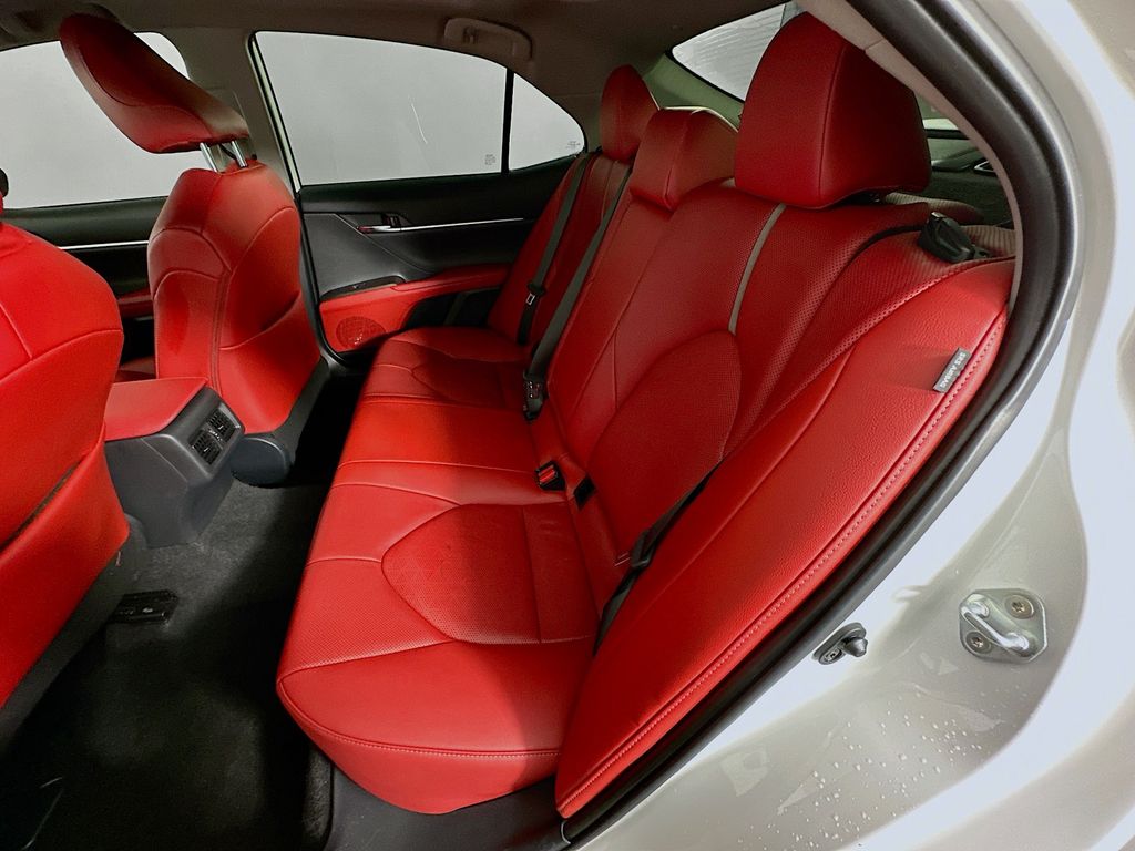 Thumbnail: 2022 Toyota Camry - 25