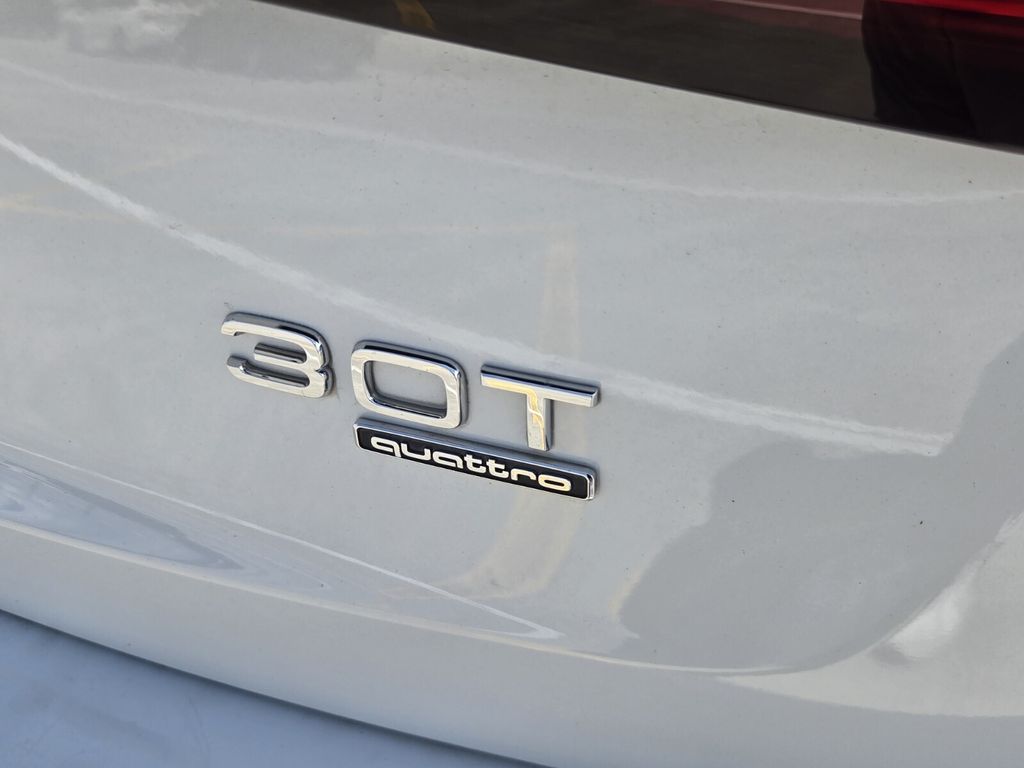 2014 Audi Q5 - $9,998