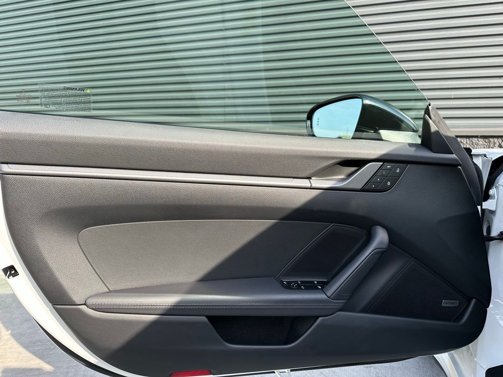 2024 Porsche 911 Carrera S 14