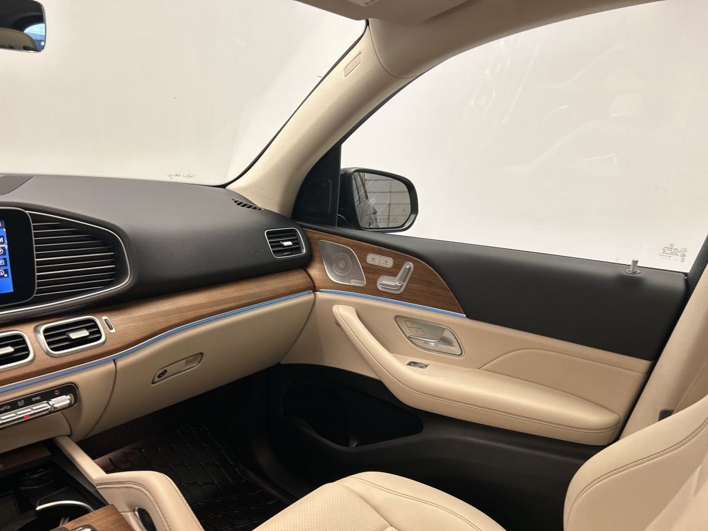 Thumbnail: 2022 Mercedes-Benz GLE - 27