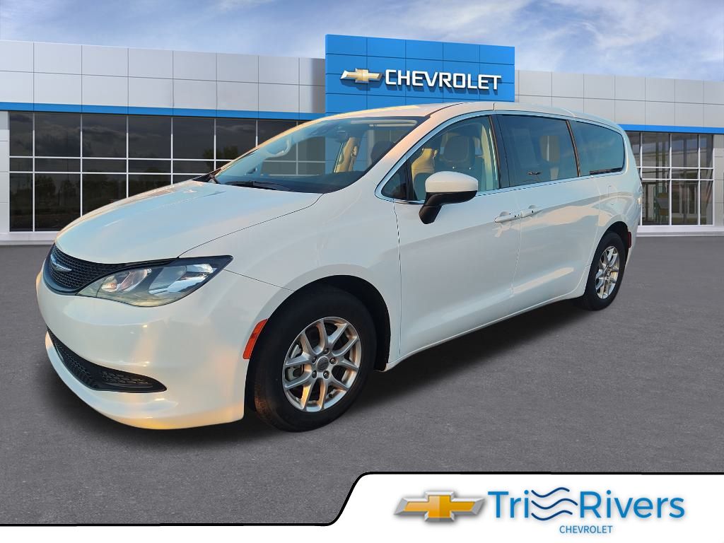 2023 Chrysler Voyager LX FWD