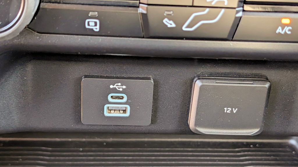 Used 2024 Ford Super Duty F-250 XLT 4D Crew Cab