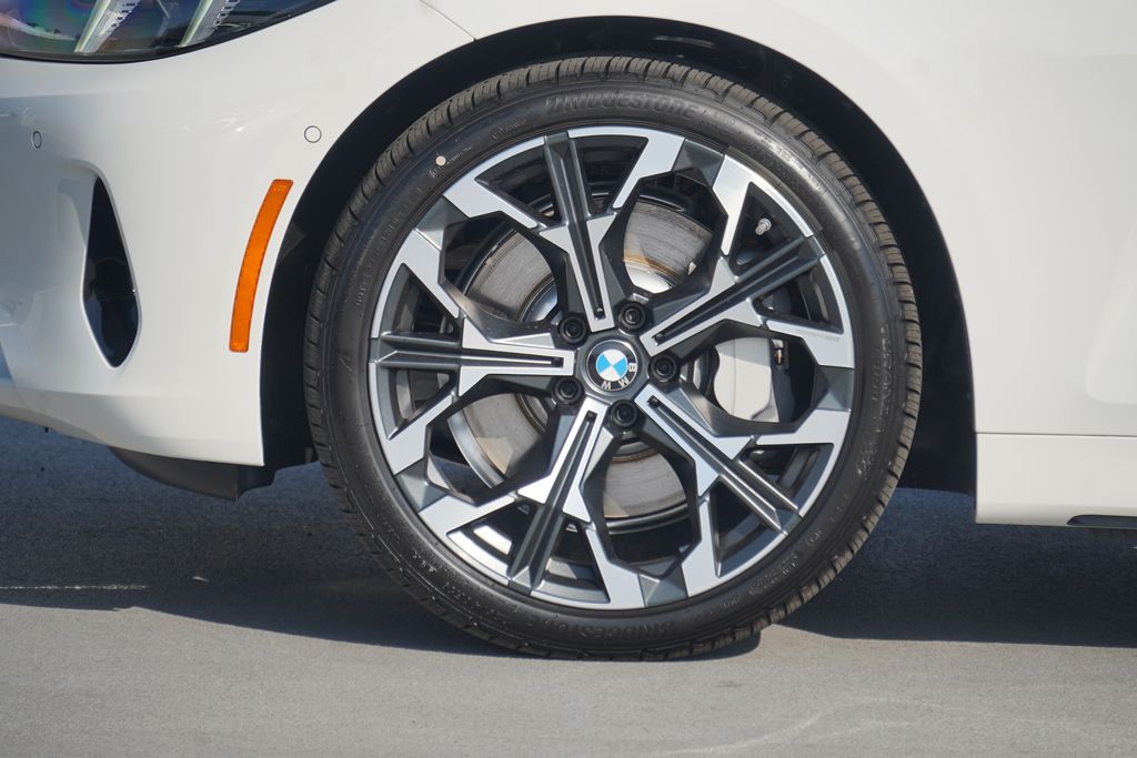 Thumbnail: 2025 BMW 4 Series - 7