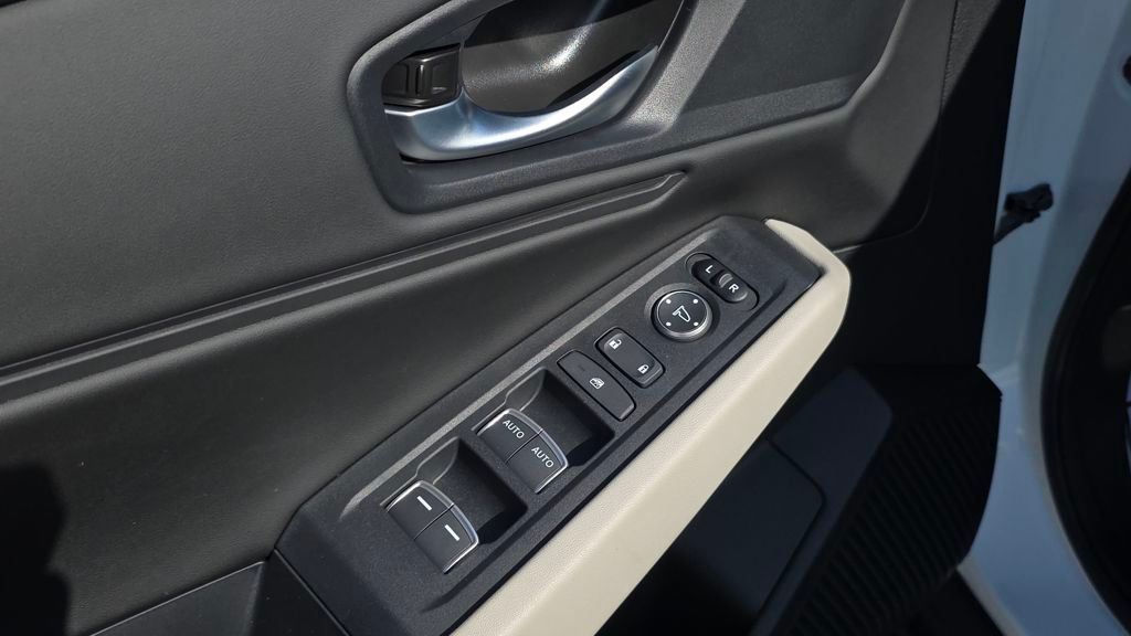 2025 Honda Accord SE - Photo 23